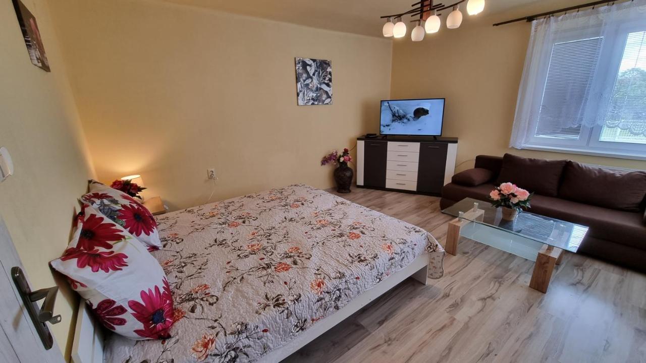 פריבילינה Apartmany Sebastian מראה חיצוני תמונה
