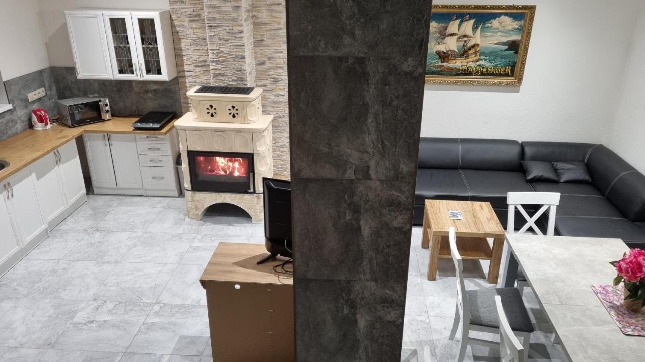 פריבילינה Apartmany Sebastian מראה חיצוני תמונה