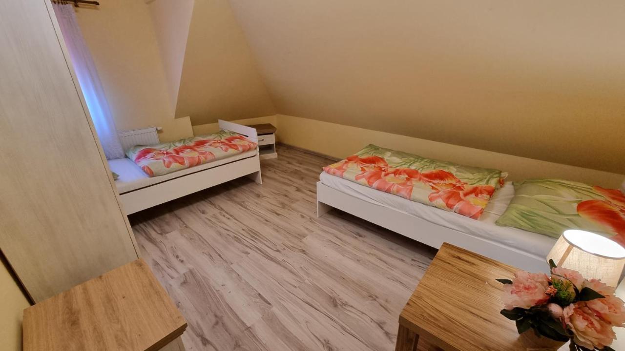 פריבילינה Apartmany Sebastian מראה חיצוני תמונה