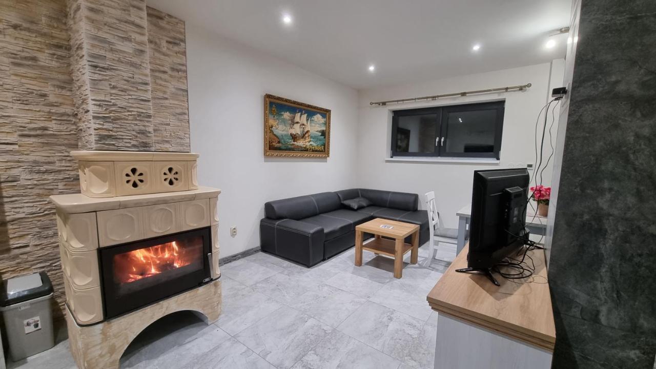 פריבילינה Apartmany Sebastian מראה חיצוני תמונה